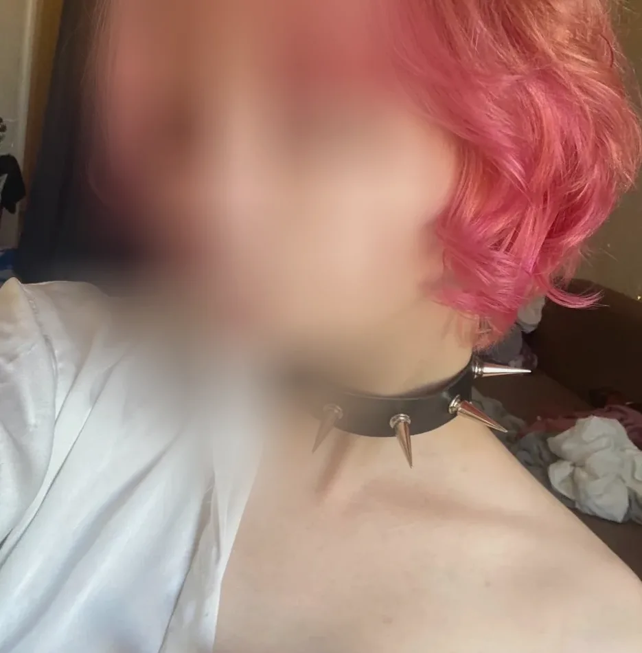 Cindy, 19