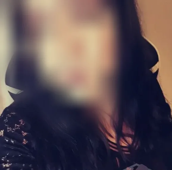 Hannah, 28