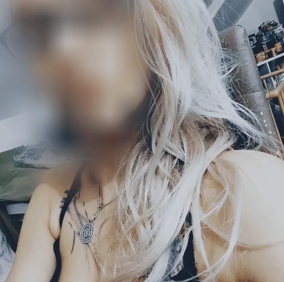 Miranda, 30